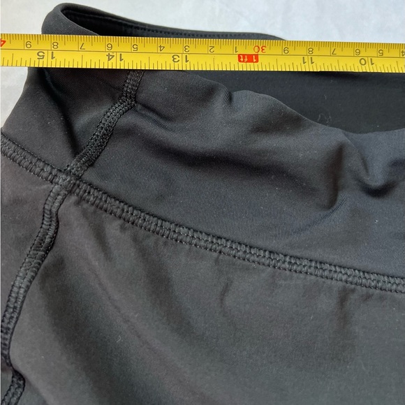 Lululemon Womens Lined Speed Up Shorts Size 8 Black Pocket Activewear Workout - Picture 3 of 8